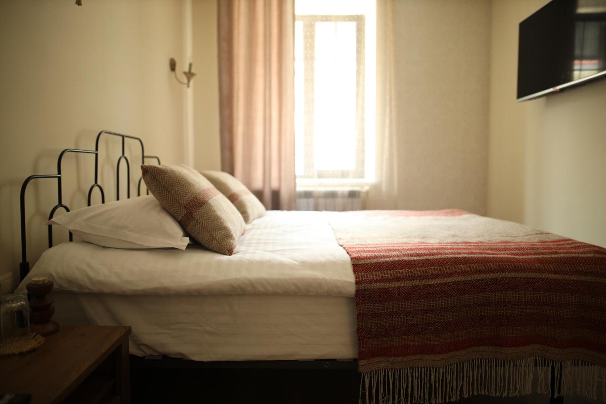 Redroof Country House Hotel Goris Luaran gambar