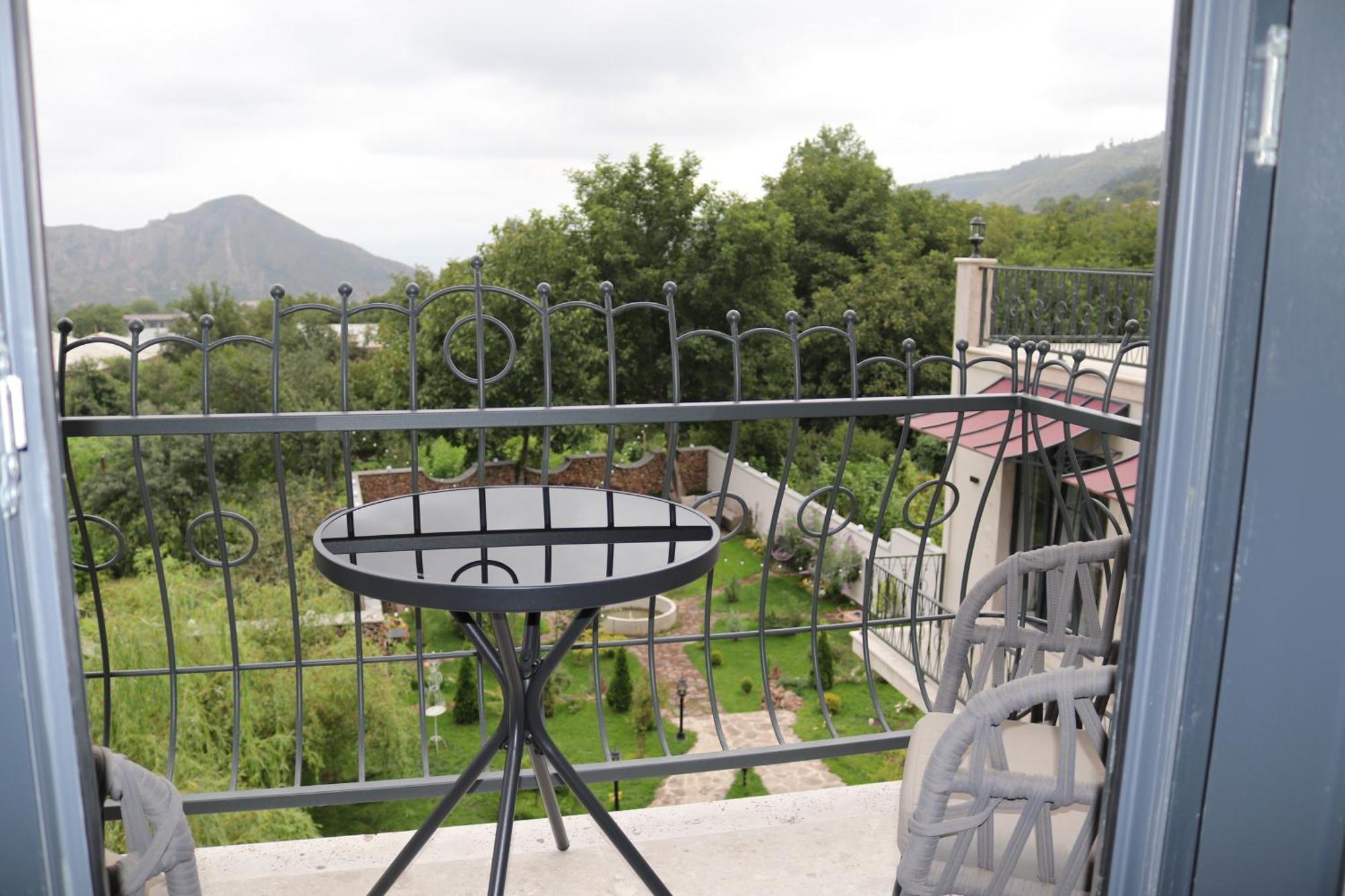 Redroof Country House Hotel Goris Bilik gambar