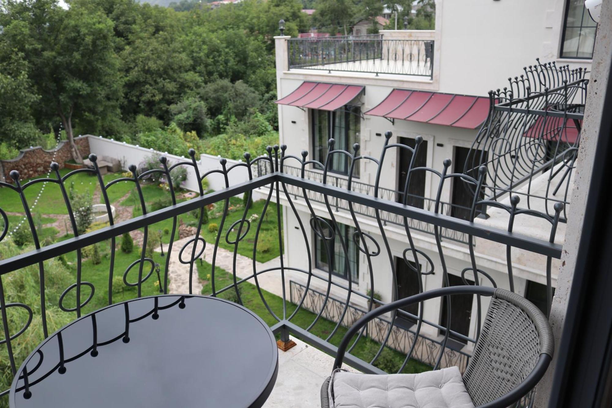 Redroof Country House Hotel Goris Bilik gambar