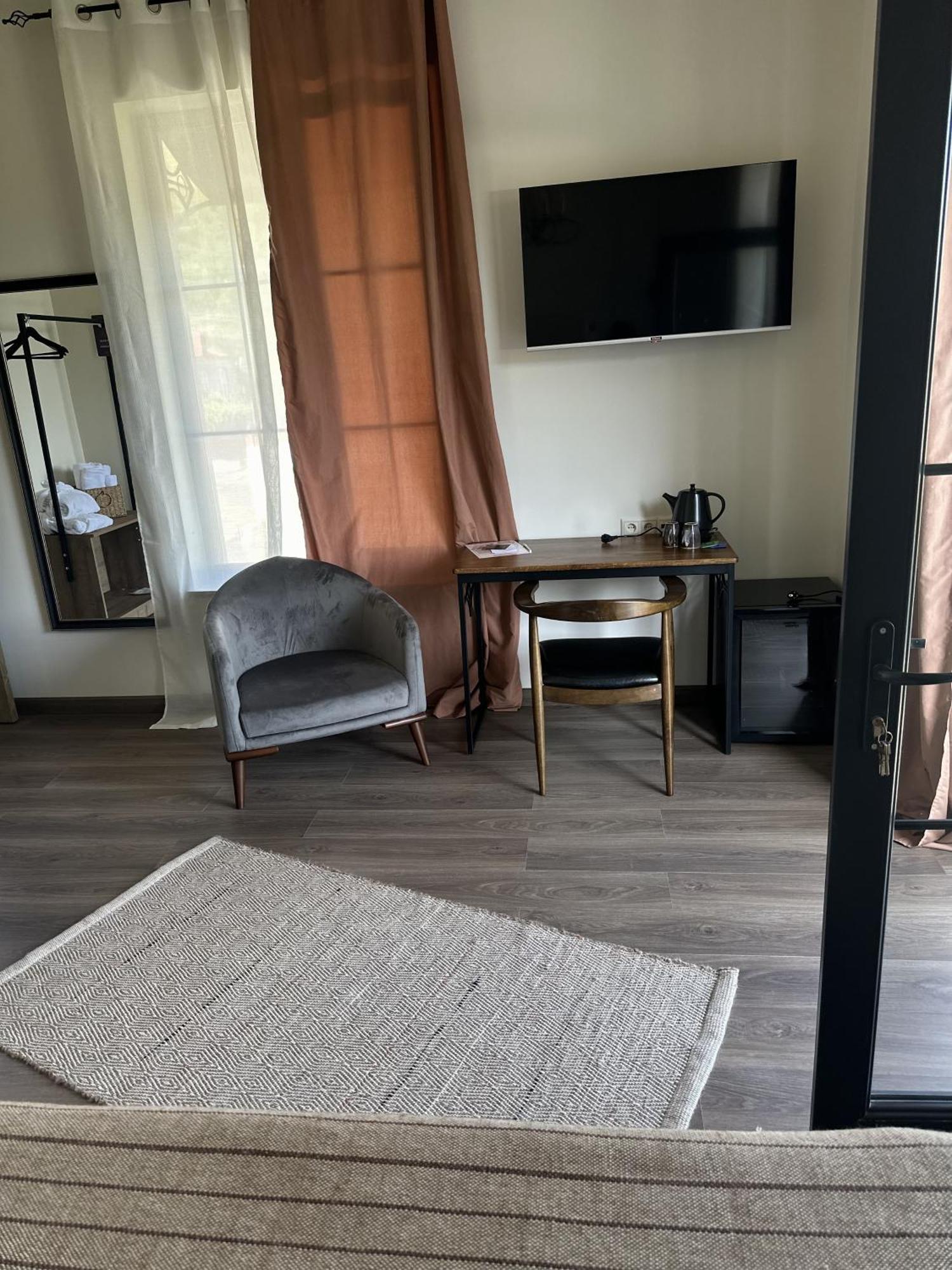 Redroof Country House Hotel Goris Luaran gambar